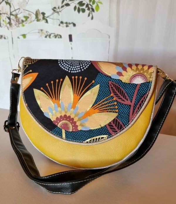 Pochette femme demi lune DIANE jaune